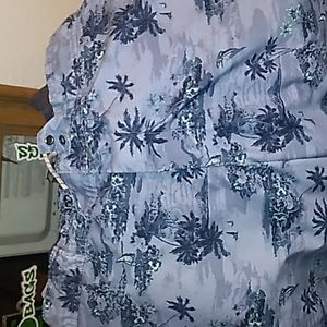 St. John's Bay board shorts size large